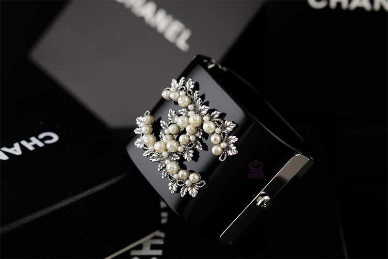 Bracciale Chanel Modello 665